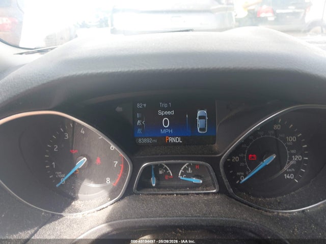 45194497 :رقم المزاد ، 1FADP3F27HL318723 vin ، 2017 Ford Focus Se مزاد بيع