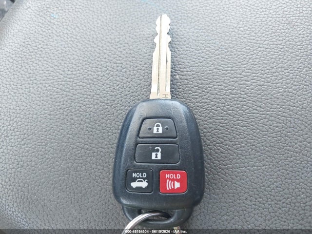 45194504 :رقم المزاد ، 4T1BF1FK0GU176406 vin ، 2016 Toyota Camry Se مزاد بيع