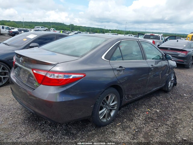 45194504 :رقم المزاد ، 4T1BF1FK0GU176406 vin ، 2016 Toyota Camry Se مزاد بيع
