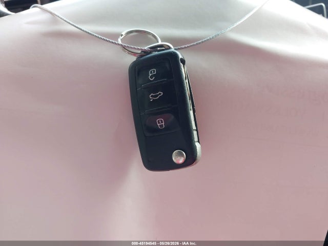 Продаж на аукціоні авто 2011 Volkswagen Gti 2-door, vin: WVWED7AJ6BW203193, номер лоту: 45194545
