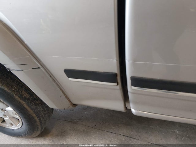 45194557 :رقم المزاد ، 1GTDS196858231553 vin ، 2005 Gmc Canyon Sle مزاد بيع