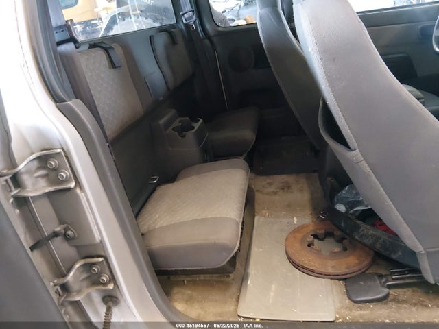45194557 :رقم المزاد ، 1GTDS196858231553 vin ، 2005 Gmc Canyon Sle مزاد بيع