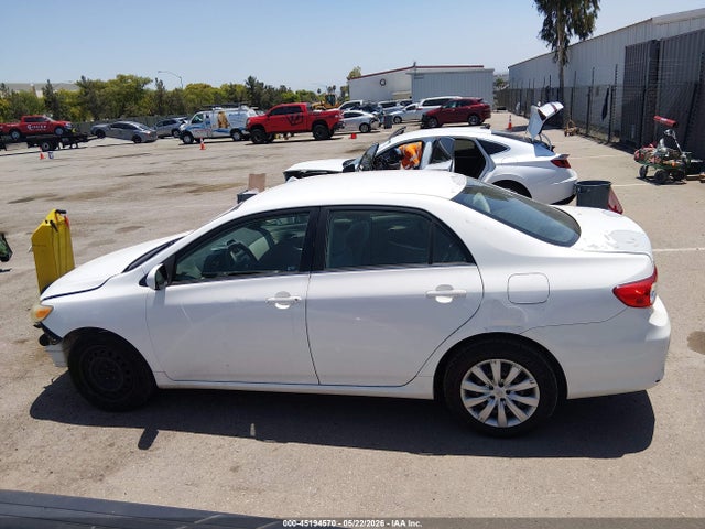 45194570 :رقم المزاد ، JTDBU4EE9DJ119688 vin ، 2013 Toyota Corolla Le مزاد بيع