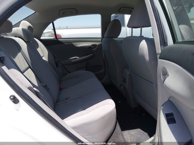 45194570 :رقم المزاد ، JTDBU4EE9DJ119688 vin ، 2013 Toyota Corolla Le مزاد بيع