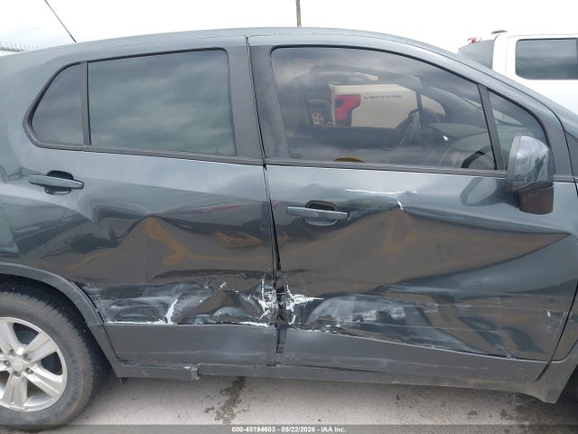 3GNCJKSB2LL211428 Chevrolet Trax Fwd Ls