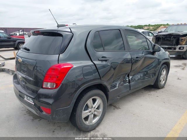 3GNCJKSB2LL211428 Chevrolet Trax Fwd Ls