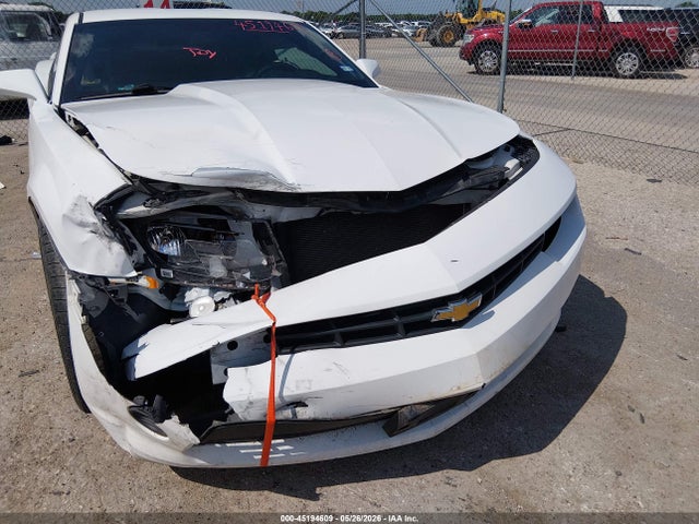 Продажа на аукционе авто 2015 Chevrolet Camaro 2ls, vin: 2G1FB1E37F9240781, номер лота: 45194609