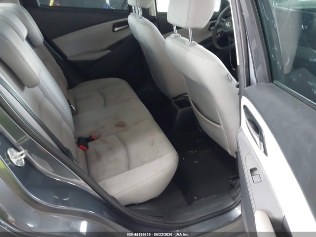 2019 Toyota Yaris Le მანქანა იყიდება აუქციონზე, vin: 3MYDLBYV2KY503348, აუქციონის ნომერი: 45194619