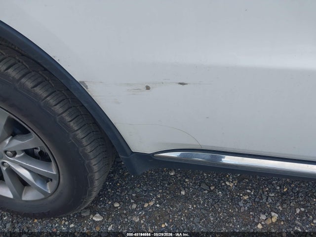 1C4RDJAG6HC857530 Dodge Durango Sxt Awd