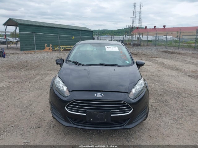 45194679 :رقم المزاد ، 3FADP4AJ1FM178832 vin ، 2015 Ford Fiesta S مزاد بيع