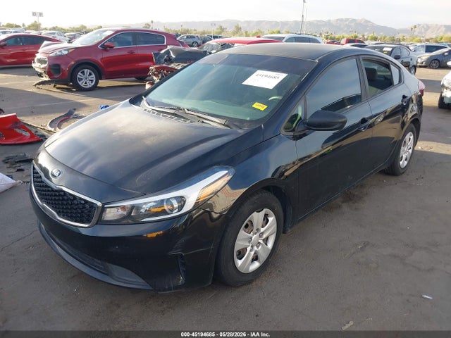 Продажа на аукционе авто 2017 Kia Forte Lx, vin: 3KPFK4A73HE125391, номер лота: 45194685