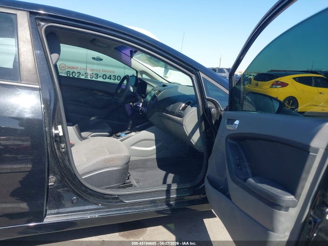 Продажа на аукционе авто 2017 Kia Forte Lx, vin: 3KPFK4A73HE125391, номер лота: 45194685