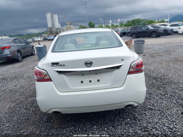 Nissan Altima 2.5 S 2015 1N4AL3AP4FC464852 Image 16