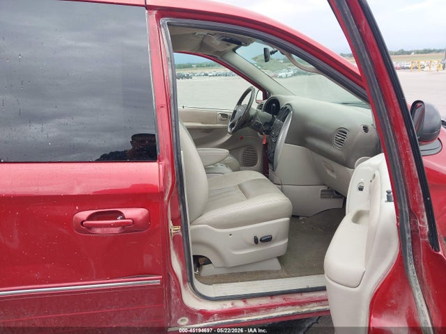 2006 Chrysler Town & Country Touring მანქანა იყიდება აუქციონზე, vin: 2A4GP54L06R884428, აუქციონის ნომერი: 45194697