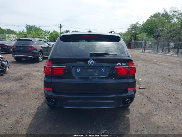 Продажа на аукционе авто 2013 Bmw X5 Xdrive35d, vin: 5UXZW0C53D0B88081, номер лота: 45194720