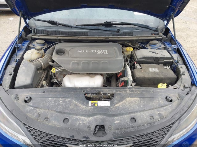 45194746 :رقم المزاد ، 1C3CCCBB7FN726474 vin ، 2015 Chrysler 200 S مزاد بيع