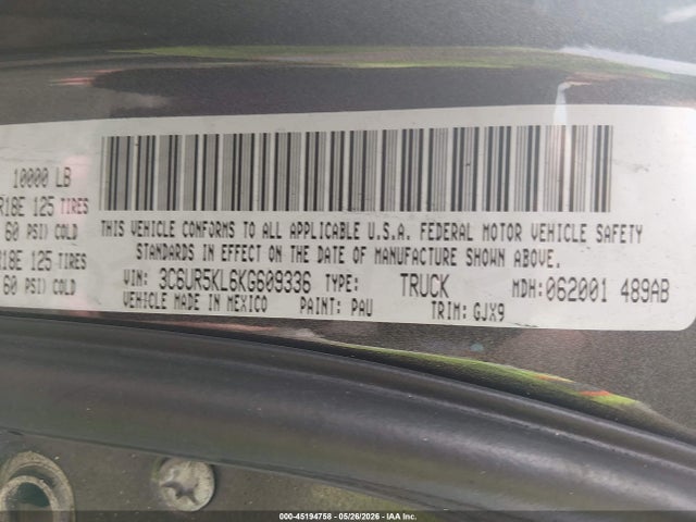 45194758 :رقم المزاد ، 3C6UR5KL6KG609336 vin ، 2019 Ram 2500 Laramie  4x4 8' Box مزاد بيع