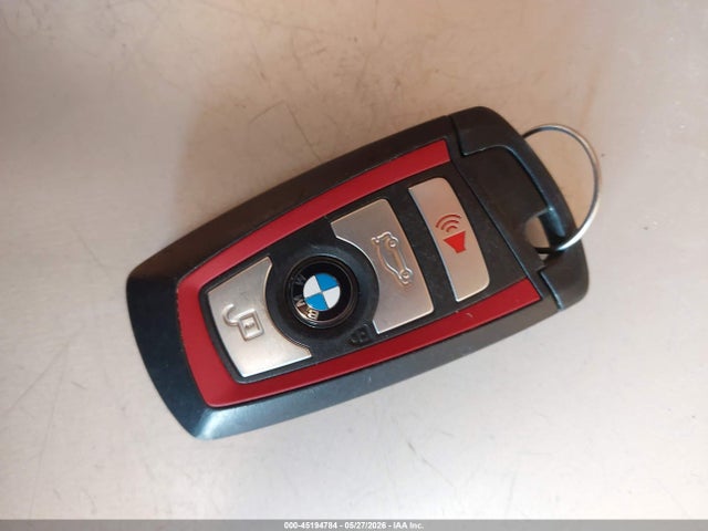 45194784 :رقم المزاد ، WBA8B9G52HNU50408 vin ، 2017 Bmw 330i مزاد بيع