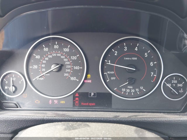 45194784 :رقم المزاد ، WBA8B9G52HNU50408 vin ، 2017 Bmw 330i مزاد بيع
