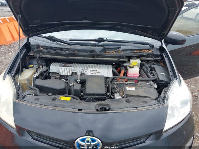 45194826 :رقم المزاد ، JTDKN3DU8D0354251 vin ، 2013 Toyota Prius Two مزاد بيع