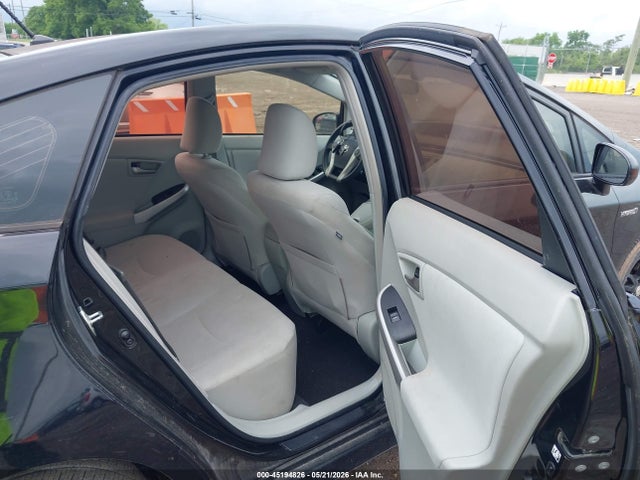 45194826 :رقم المزاد ، JTDKN3DU8D0354251 vin ، 2013 Toyota Prius Two مزاد بيع