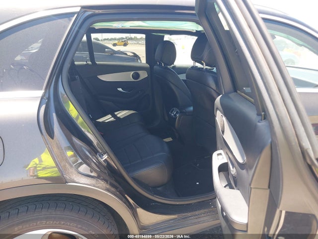W1N0G8DB8NV336780 Mercedes-Benz Glc 300 Suv
