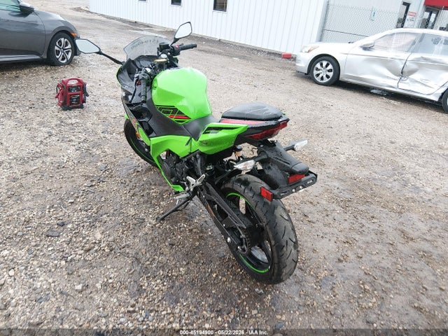 Kawasaki EX400 2023 JKAEXKH11PDAP3131 Image 3