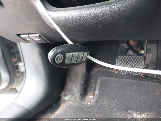 3N1AB7AP1EY273919 Nissan SENTRA SV
