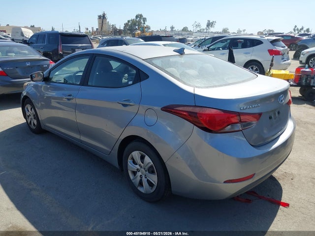 2016 Hyundai Elantra Se მანქანა იყიდება აუქციონზე, vin: 5NPDH4AE2GH738617, აუქციონის ნომერი: 45194910