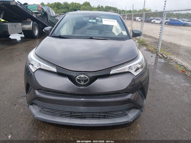 JTNKHMBX2K1030841 Toyota C-HR XLE