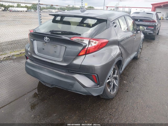 JTNKHMBX2K1030841 Toyota C-HR XLE