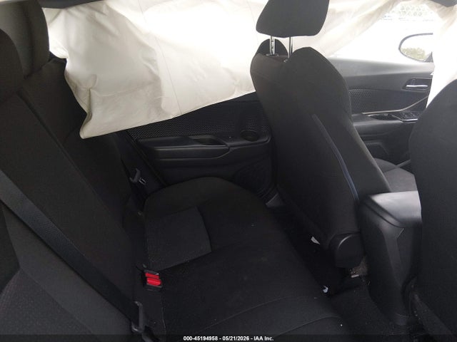 JTNKHMBX2K1030841 Toyota C-HR XLE