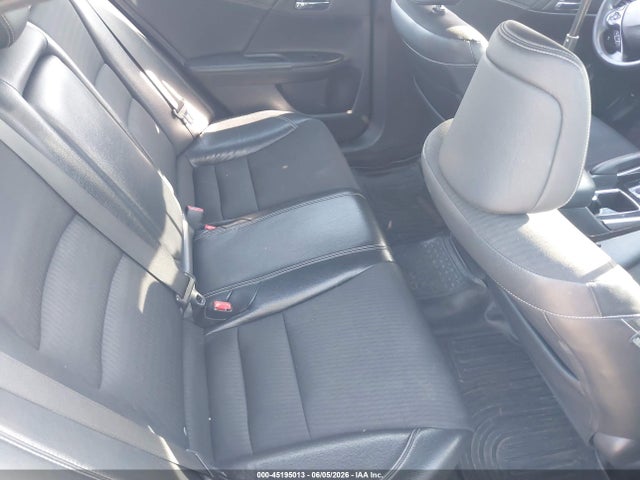 45195013 :رقم المزاد ، 1HGCR2F58HA142167 vin ، 2017 Honda Accord Sport مزاد بيع