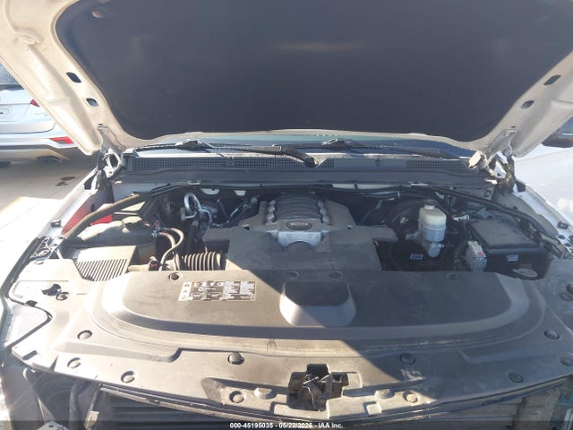 45195035 :رقم المزاد ، 1GYS4DKJ0KR221987 vin ، 2019 Cadillac Escalade Platinum مزاد بيع