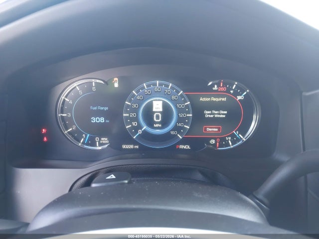 45195035 :رقم المزاد ، 1GYS4DKJ0KR221987 vin ، 2019 Cadillac Escalade Platinum مزاد بيع