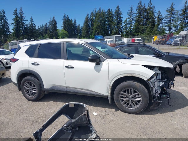 5N1BT3AB5SC867831 Nissan Rogue S Intelligent Awd