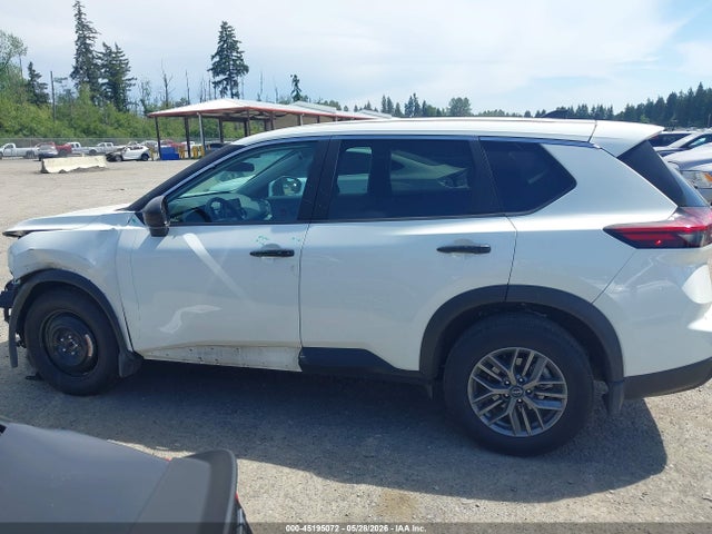 5N1BT3AB5SC867831 Nissan Rogue S Intelligent Awd