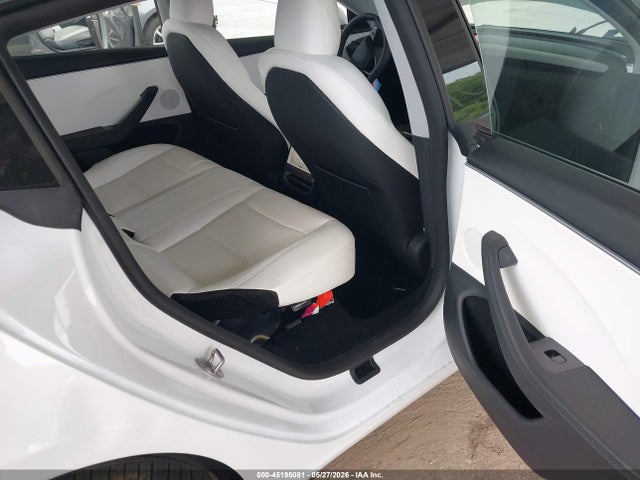 Tesla Model 3 Premium All-wheel Drive 2026 5YJ3E1EB3TF130116 Image 8