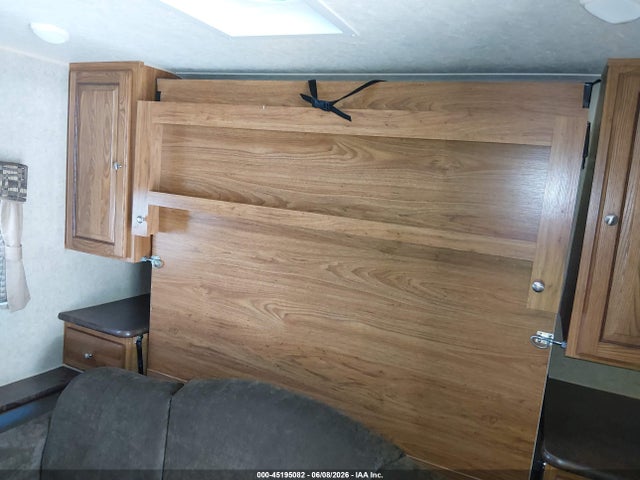 Продаж на аукціоні авто 2013 Forest River Rockwood, vin: 4X4TRLB2XDD122649, номер лоту: 45195082