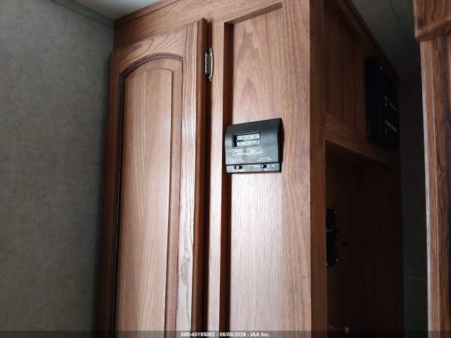 Продаж на аукціоні авто 2013 Forest River Rockwood, vin: 4X4TRLB2XDD122649, номер лоту: 45195082