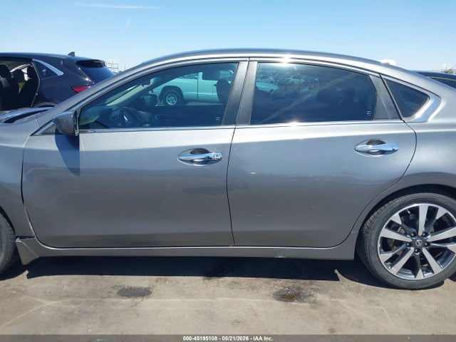 2016 Nissan Altima 2.5 Sr მანქანა იყიდება აუქციონზე, vin: 1N4AL3AP1GC256350, აუქციონის ნომერი: 45195108