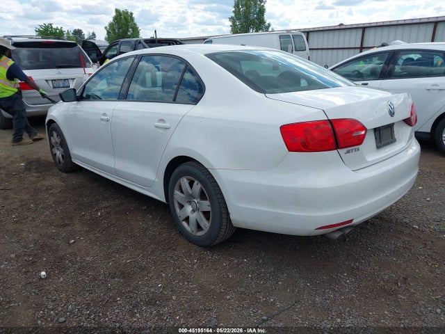 Продаж на аукціоні авто 2013 Volkswagen Jetta 2.0l S, vin: 3VW2K7AJ6DM363664, номер лоту: 45195164