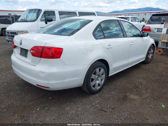 Продаж на аукціоні авто 2013 Volkswagen Jetta 2.0l S, vin: 3VW2K7AJ6DM363664, номер лоту: 45195164