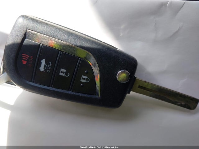 4T1B11HK2KU204114 Toyota CAMRY SE