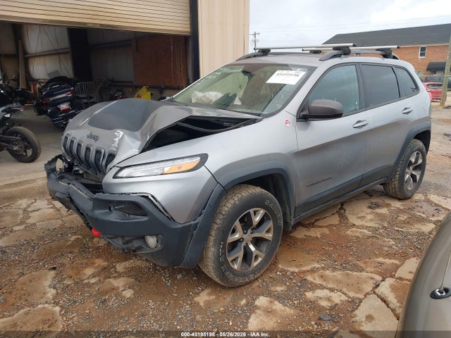 2016 Jeep Cherokee Trailhawk მანქანა იყიდება აუქციონზე, vin: 1C4PJMBS3GW332670, აუქციონის ნომერი: 45195198