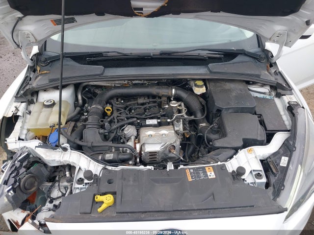 45195238 :رقم المزاد ، 1FADP3FE6JL244906 vin ، 2018 Ford Focus Se مزاد بيع