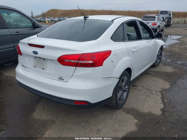 45195238 :رقم المزاد ، 1FADP3FE6JL244906 vin ، 2018 Ford Focus Se مزاد بيع