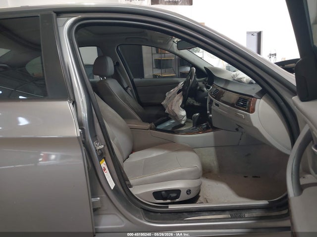 2009 Bmw 328i მანქანა იყიდება აუქციონზე, vin: WBAPH77509NM47152, აუქციონის ნომერი: 45195240