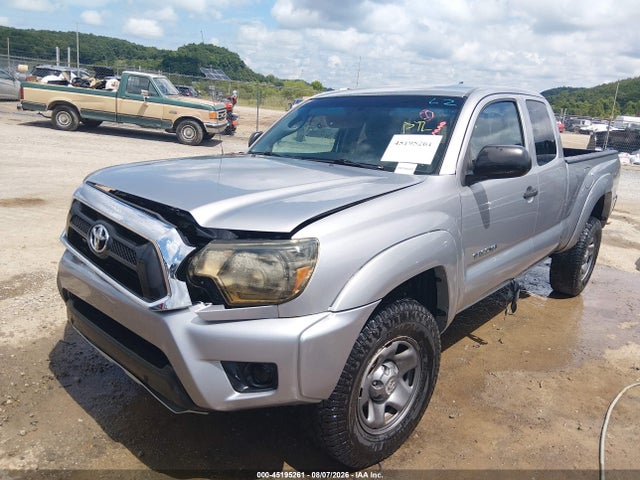 Продажа на аукционе авто 2015 Toyota Tacoma, vin: 5TFUX4EN0FX033847, номер лота: 45195261