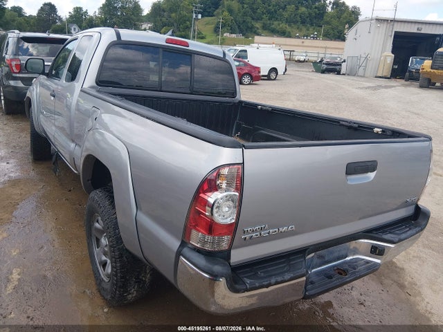 Продажа на аукционе авто 2015 Toyota Tacoma, vin: 5TFUX4EN0FX033847, номер лота: 45195261